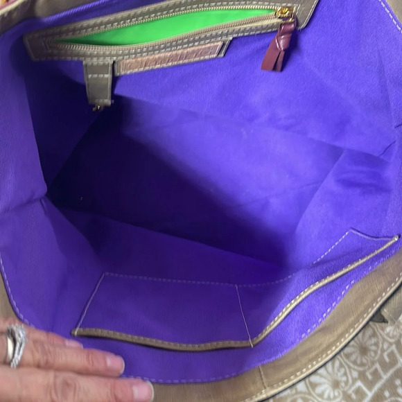 Claudia G Leather Tote/Satchel/Crossbody Bag Made in Colombia - Picture 10 of 15